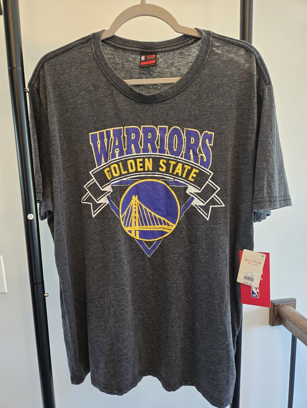 NWT Golden State Warriors NBA Graphic T-Shirt XL Grey Shirt Unisex